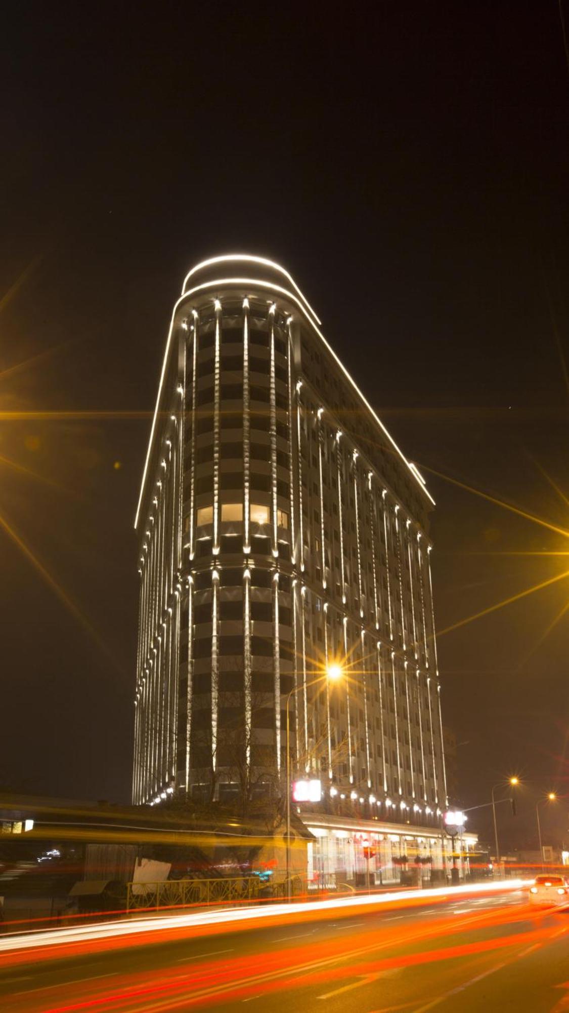 Luka Apartments Flatiron Skopje Exterior foto